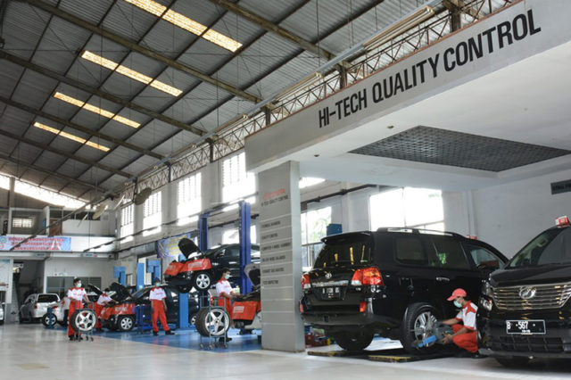 bengkel toyota jakarta