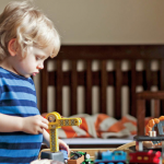 tahap perkembangan anak 3 tahun