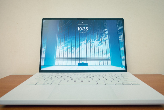 Laptop Gaming 14-inci Paling Powerful, ROG Zephyrus G14 (2022) ROG Zephyrus G14 GA402